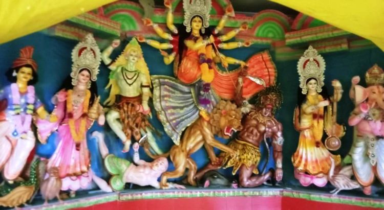 গলাচিপায় ৩০টি মন্ডপে মহা ষষ্ঠীর মধ্য দিয়ে দূর্গাৎসব শুরু
