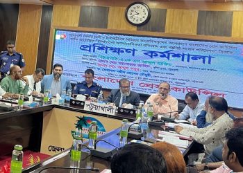 ‘সাংবাদিকদের মধ্যে বিভাজন যতদিন থাকবে, সাংবাদিকতার মান ততদিন উন্নত হবে না’
