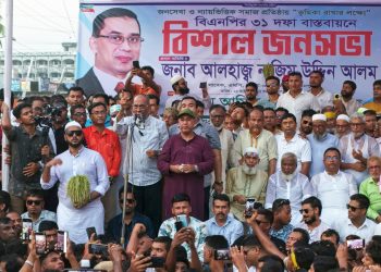বিএনপি কখনও পালায় না, পালিয়ে যায় আওয়ামী লীগ: নাজিম উদ্দিন আলম