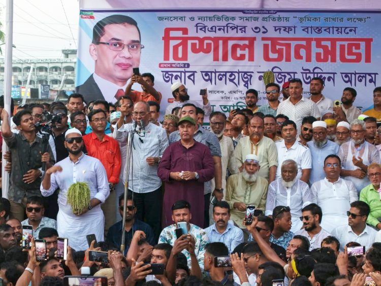 বিএনপি কখনও পালায় না, পালিয়ে যায় আওয়ামী লীগ: নাজিম উদ্দিন আলম