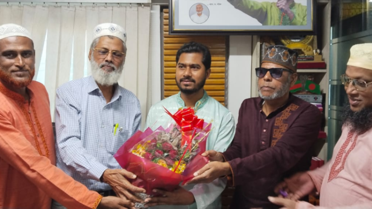 গণঅধিকার পরিষদের কলাপাড়া উপজেলা কমিটির আহ্বায়ক ছালাম হাওলাদার, সদস্য সচিব গাজী আব্বাস