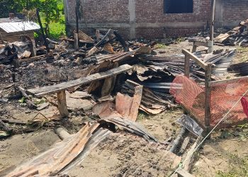 কলাপাড়ায় আগুনে পুড়ে তিন দোকান ভস্মীভূত, ৪০ লাখ টাকার ক্ষতি