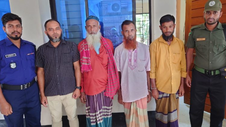 কলাপাড়ায় নিষেধাজ্ঞা উপেক্ষা করে ইলিশ অভয়াশ্রমে মাছ শিকার, তিন জেলের জরিমানা