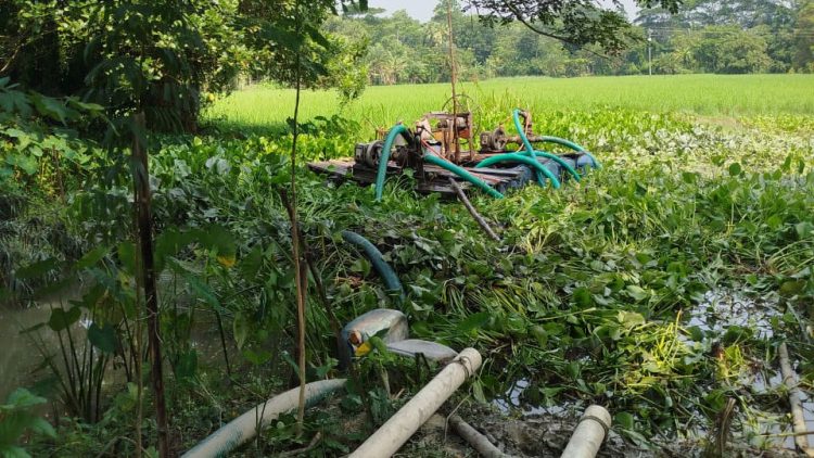 বাউফলে অবৈধভাবে বালু উত্তোলনের দায়ে ড্রেজারের মালিককে জরিমানা