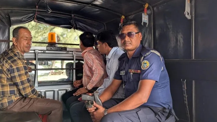 পটুয়াখালীতে উপ-খাদ্য পরিদর্শক পরীক্ষায় অবৈধভাবে সহযোগিতা, তিনজনের কারাদণ্ড