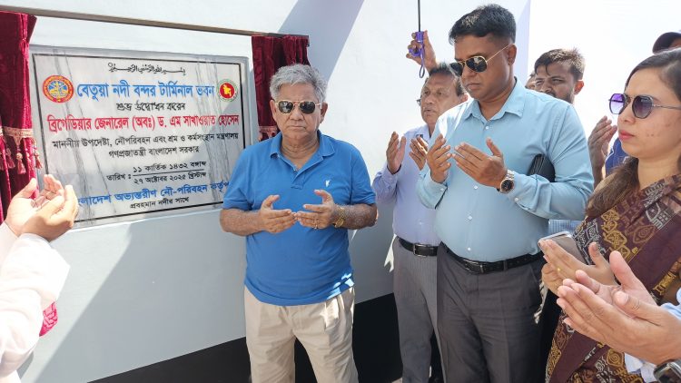 নির্বাচন নিয়ে বিভ্রান্তি নয় সরকার প্রস্তুত: উপদেষ্টা সাখাওয়াত হোসেন