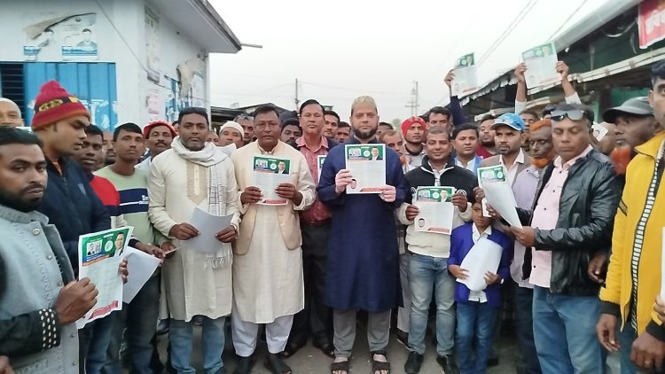 বাগেরহাটে বিএনপিনেতা ইঞ্জিনিয়ার মাসুদ রানার লিফলেট বিতরণ