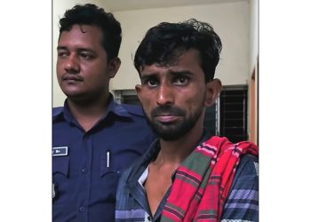 বাউফলে রিকশাচালকের ছদ্মবেশে মাদক হোম ডেলিভারি, কারবারি গ্রেপ্তার