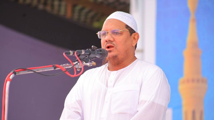 ইসলামকে রাষ্ট্র পরিচালনায় নেওয়ার সুযোগ এসেছে: মুফতি রেজাউল করীম