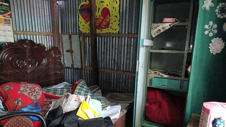 চরফ্যাশনে প্রবাসীর বাড়িতে দুর্ধর্ষ চুরি