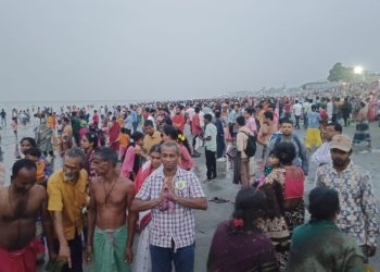 ‎গঙ্গাস্নানের মধ্য দিয়ে কুয়াকাটায় রাসমেলা সম্পন্ন