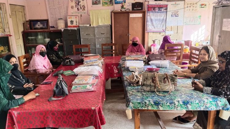 প্রাথমিক শিক্ষকদের কর্মবিরতি, গলাচিপায় ১৯৬ বিদ্যালয়ের শিক্ষার্থীরা পাঠগ্রহণ থেকে বঞ্চিত