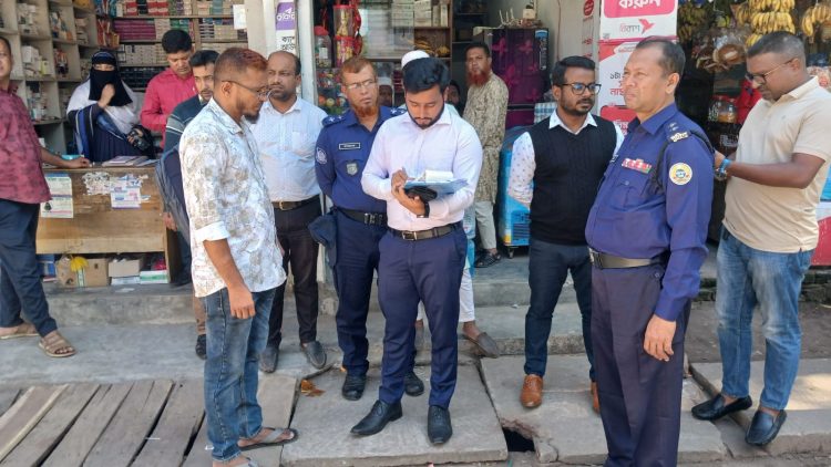 চরফ্যাশনে ৬ ফার্মেসিকে ৩৯ হাজার টাকা জরিমানা