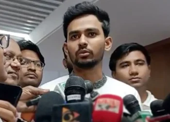 নির্বাচন করার বিষয়ে সিদ্ধান্ত জানালেন উপদেষ্টা আসিফ