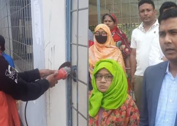 কলাপাড়ায় স্কুলগেটের তালা ভেঙে পরীক্ষা নেওয়ার ব্যবস্থা করলেন ইউএনও