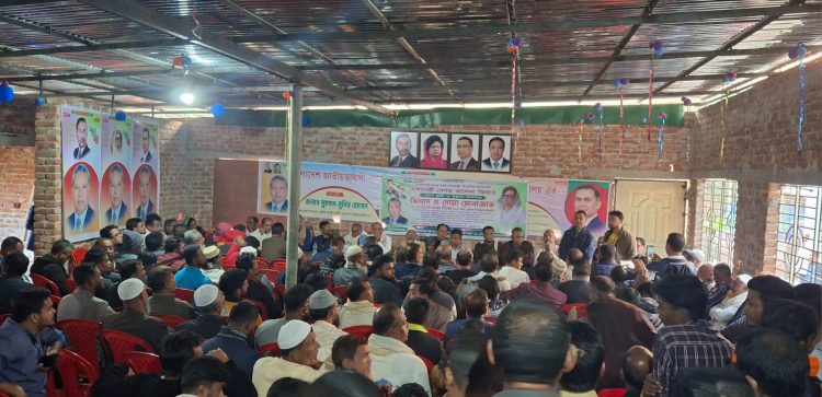 বাউফলে জরুরী সভা ডেকে ‘বিএনপির মনোনয়ন’ প্রত্যাখানের দাবিতে বিক্ষোভ মিছিল