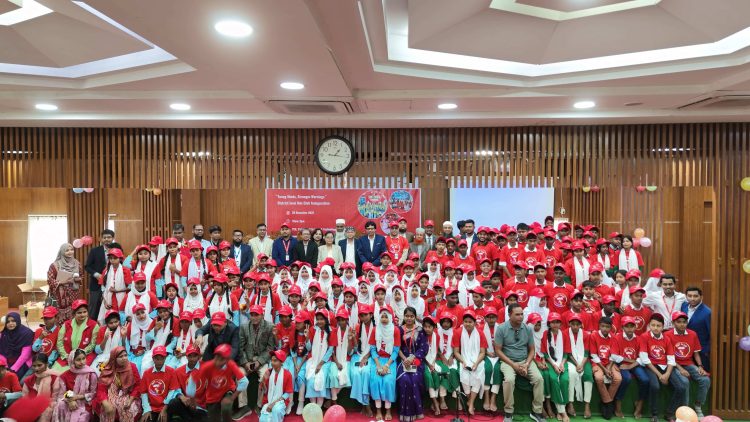 শিশু-কেন্দ্রিক আগাম দুর্যোগ সতর্কতায় নতুন উদ্যোগ: পটুয়াখালীতে জেলা পর্যায়ে মেট ক্লাবের উদ্বোধন