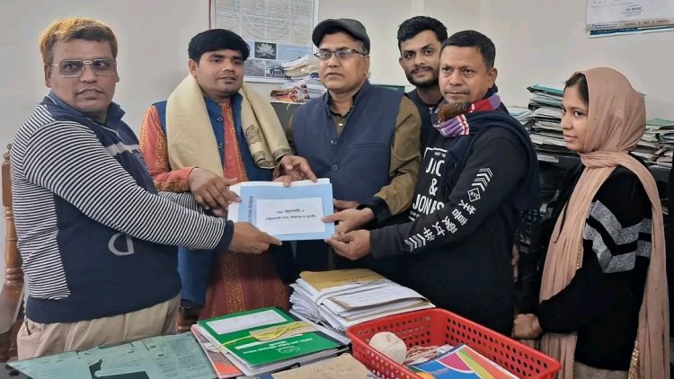 পটুয়াখালী-১ আসনে মনোনয়নপত্র সংগ্রহ করেছেন গণতান্ত্রিক যুক্ত ফ্রন্ট’র প্রার্থী গৌতম শীল