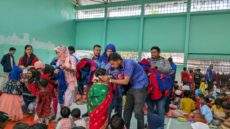 পটুয়াখালীবাসীর উদ্যোগে চার শতাধিক সুবিধাবঞ্চিত শিশুর মাঝে শীতবস্ত্র বিতরণ