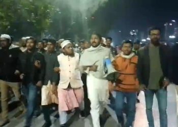 ওসমান হাদীর ওপর হামলার প্রতিবাদে পটুয়াখালীতে বিক্ষোভ মিছিল