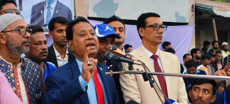 বিএনপি ক্ষমতায় এলে নারীদের জন্য প্রতি পরিবারে ফ্যামিলি কার্ড প্রদান করা হবে: এবিএম মোশাররফ হোসেন