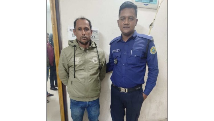 বাউফলে হত্যা মামলার আসামি উজ্জ্বল বেপারী গ্রেফতার