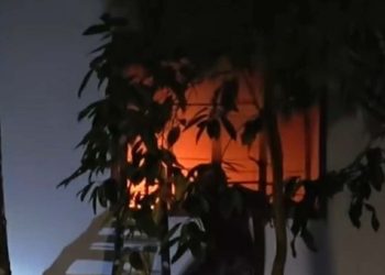 দুদক অভিযানের ২৪ দিনের মাথায় গলাচিপা স্বাস্থ্য কমপ্লেক্সের সেই স্টোর রুমে আগুন
