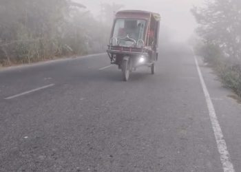 কুয়াকাটায় ঘন কুয়াশা ও হিমেল বাতাসে জনজীবনে ভোগান্তি