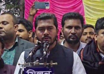 তারেক রহমানকে বৃদ্ধাঙ্গুলী দেখিয়ে আরেকজন লোক নির্বাচন করছেন : নুরুল হক নুর