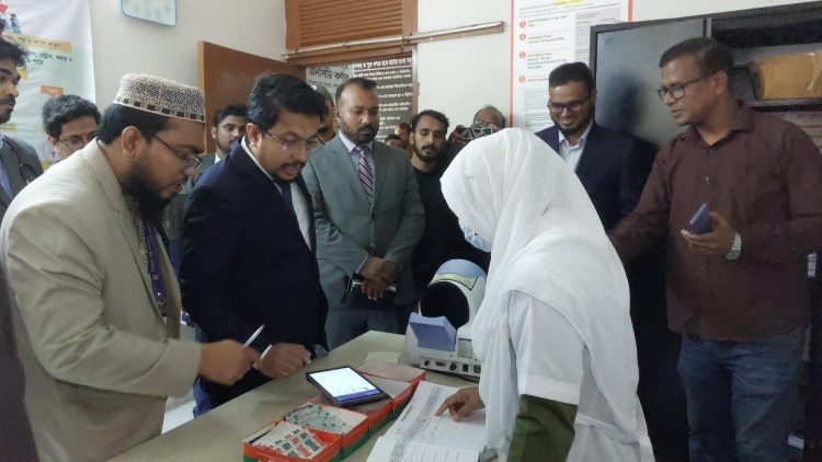 গলাচিপা হাসপাতাল পরিদর্শনে স্বাস্থ্য মন্ত্রণালয়ের সিনিয়র সহকারী সচিব