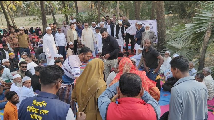 কুয়াকাটার ফাসিপাড়ায় ধানের শীষের সমর্থনে উঠান বৈঠক অনুষ্ঠিত