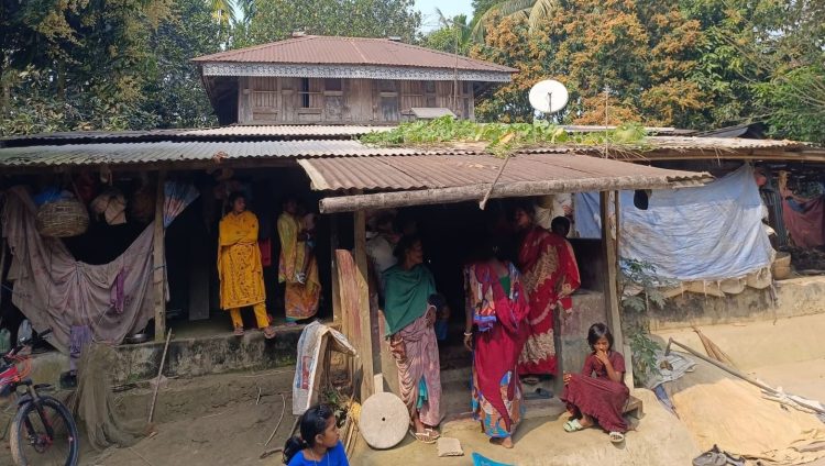 দশমিনায় সংখ্যালঘু পরিবারে গভীর রাতে হাত-পা বেঁধে দুর্ধর্ষ ডাকাতি