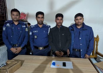 দশমিনায় ৩৭ পিস ইয়াবাসহ এক যুবককে আটক করেছে পুলিশ