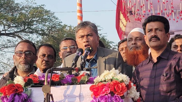 পটুয়াখালী-৩ আসনের সকলে ঐক্যবদ্ধ হয়ে জনগণের মনোনীত প্রার্থীকে ভোট দেওয়ার অঙ্গীকার করেছে: হাসান মামুন
