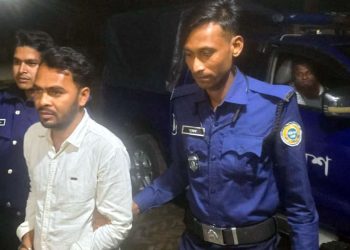 কুয়াকাটায় দোকানে হামলা: ভাংচুরের ঘটনায় মূল হোতা মাকসুদ গ্রেফতার, দল থেকে বহিষ্কার