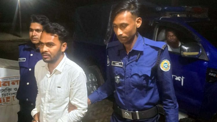 কুয়াকাটায় দোকানে হামলা: ভাংচুরের ঘটনায় মূল হোতা মাকসুদ গ্রেফতার, দল থেকে বহিষ্কার