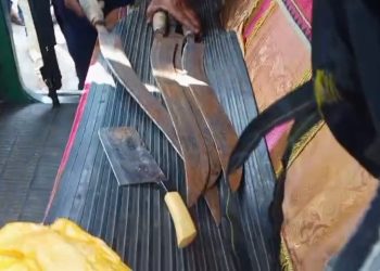 আমতলীতে আধিপত্য বিস্তারকে কেন্দ্র করে হামলায় আহত দুই, দেশীয় অস্ত্র উদ্ধার