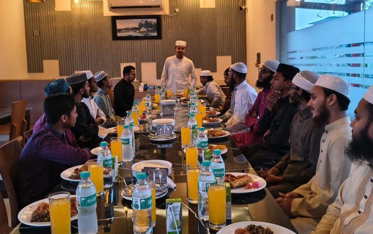 প্রাণবন্ত জেলা পটুয়াখালী -এর উদ্যোগে ইফতার মাহফিল