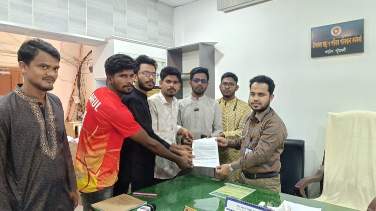 গলাচিপা স্বাস্থ্যকমপ্লেক্সে চিকিৎসা অবহেলায় ছাত্রদল নেতার মৃত্যুর অভিযোগ, তিন সদস্যের তদন্ত কমিটি গঠন