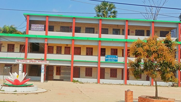 কাউখালীতে ভিজিএফ বরাদ্দ কাটছাঁট, বঞ্চিত ৩ হাজার ৫শত পরিবার