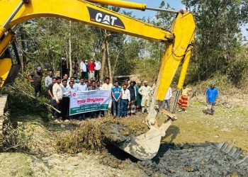 কলাপাড়ায় দেড় কিলোমিটার ভরাট খালে পুনর্খনন কার্যক্রম শুরু
