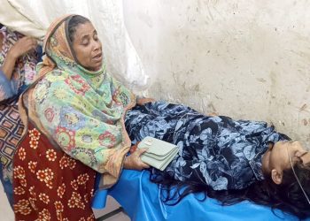 কলাপাড়ায় প্রেমিকের সঙ্গে ঘনিষ্ঠমুহূর্তের ছবি ফেসবুকে ছড়িয়ে দেয়ায় এসএসসি পরীক্ষার্থীর আত্মহত্যা