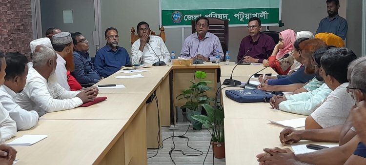 পটুয়াখালীতে কোন চাঁদাবাজ-সন্ত্রাস থাকবে না: জেলা পরিষদ প্রশাসক স্নেহাংশু সরকার