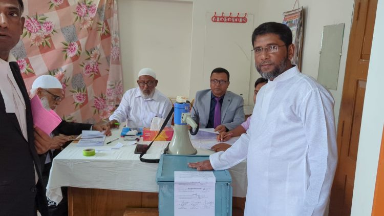 উৎসাহ-উদ্দীপনায় চলছে পটুয়াখালী জেলা আইনজীবী সমিতির ভোটগ্রহণ