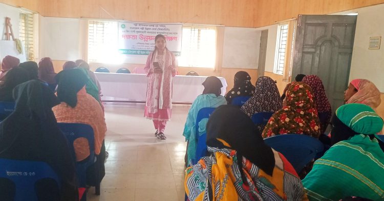 কাউখালীতে পল্লী উন্নয়ন বোর্ডের প্রশিক্ষণ সমাপনী অনুষ্ঠিত