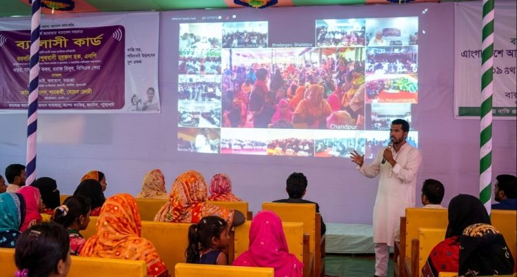 কোন রাজনৈতিক বা দলীয় বিবেচনায়  ‎ফ্যামিলি কার্ড প্রদান করা হয় নাই  ‎প্রতিমন্ত্রী নুর