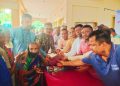 কাউখালীতে শিল্পপতি হাজী ওসমান গনির উদ্যোগে সাড়ে পাঁচ হাজার পরিবার পেল ঈদ উপহার
