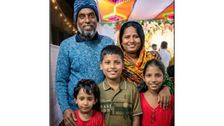 ‎গ্যাসের আগুনে দগ্ধ বাউফলের স্ত্রী ও তিন সন্তানকে স্বামী কালামের কবরের পাশে দাফন