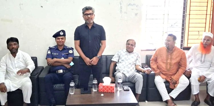 আমতলীতে প্রধানমন্ত্রীর বিশেষ সহকারীর সাথে বিএনপির নেতৃত্ববৃন্দের মতবিনিময়