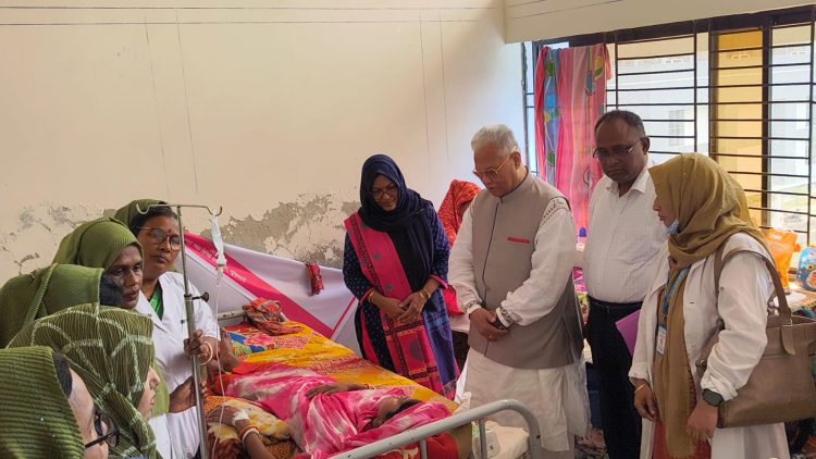 ‎পটুয়াখালী সদর হাসপাতাল পরিদর্শন করলেন এমপি আলতাফ হোসেন চৌধুরী